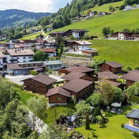 Urige Doppelhaushaelfte 11 Apartment Grafenweg
